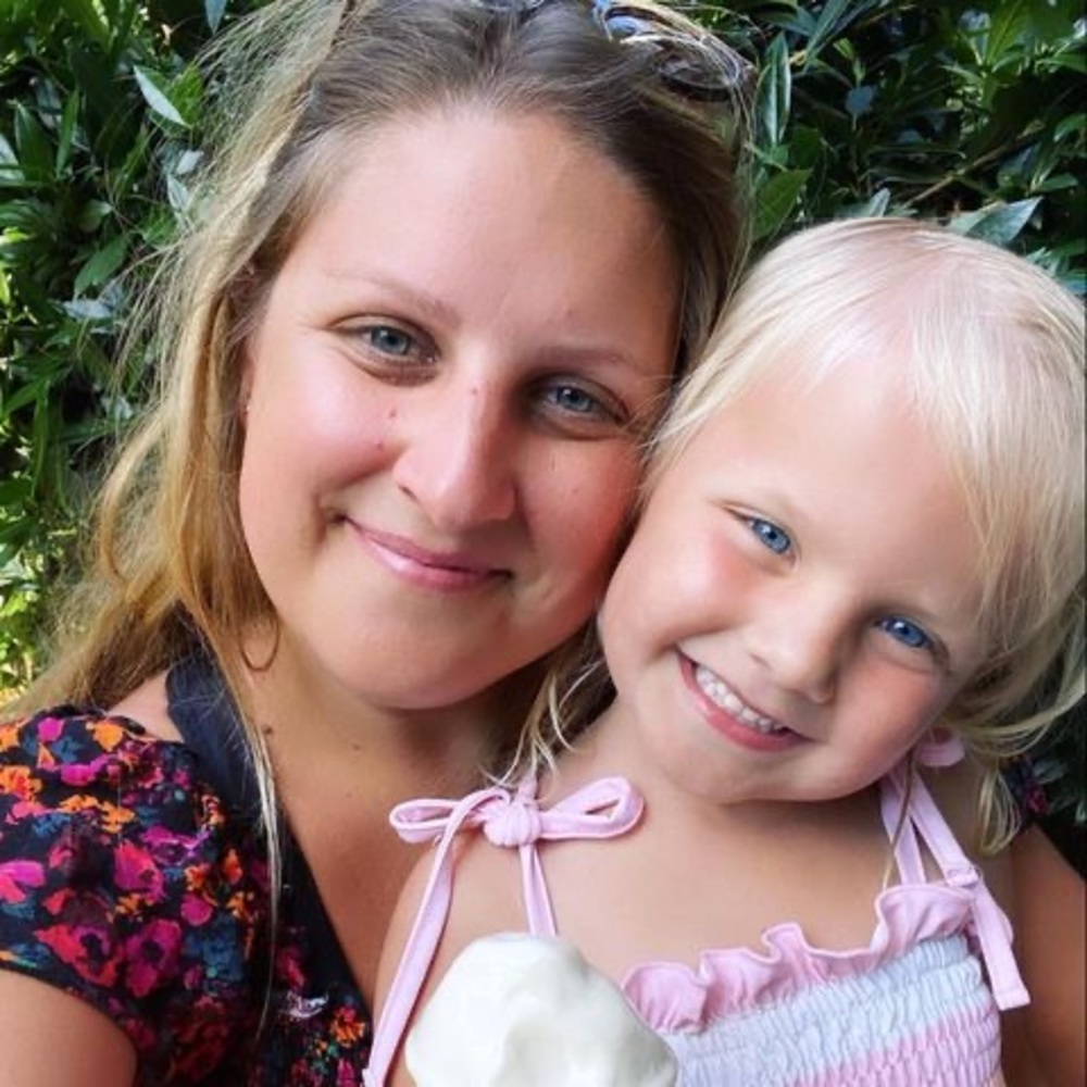 Meet your Posher, Sarabeth
